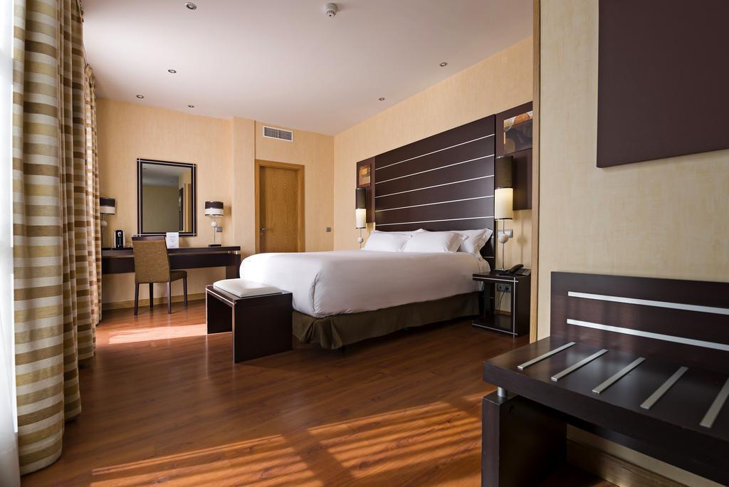 B&B Hotel Madrid פואנלבראדה מראה חיצוני תמונה